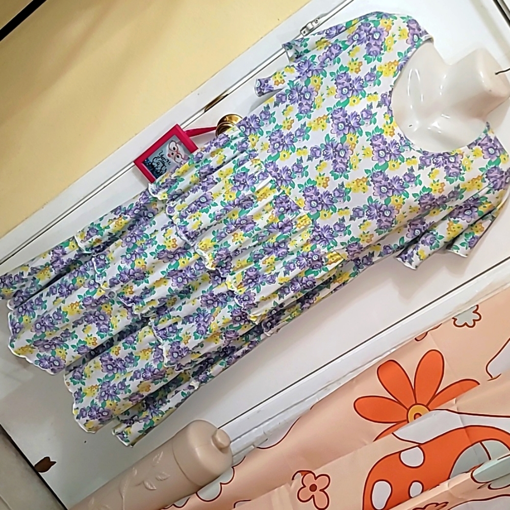 Salon studio midi dress tiered flowy stretchable multicolored floral print